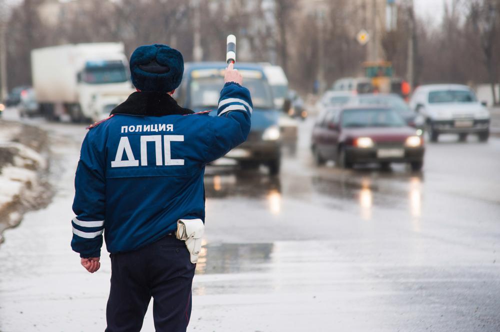 Инспектор ДПС задает вопрос: «Когда употребляли алкоголь последний раз